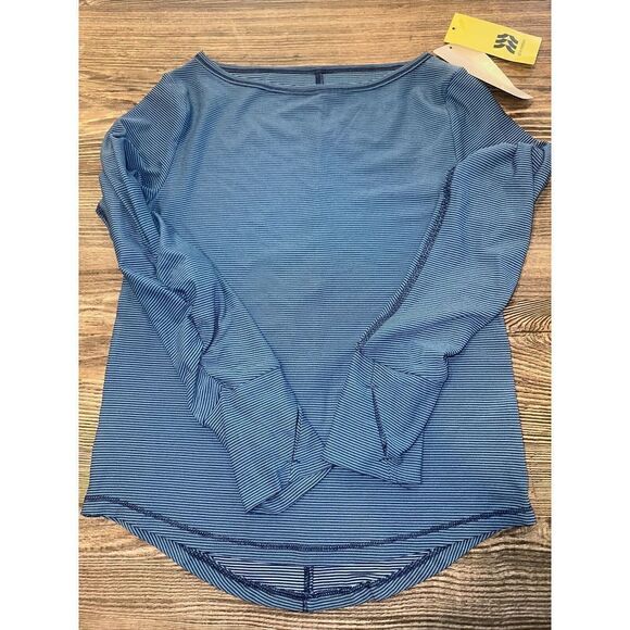 Girls' Long Sleeve Studio T-Shirt - All in Motion Blue Size XS(4/5). NWT. S - Picture 1 of 6